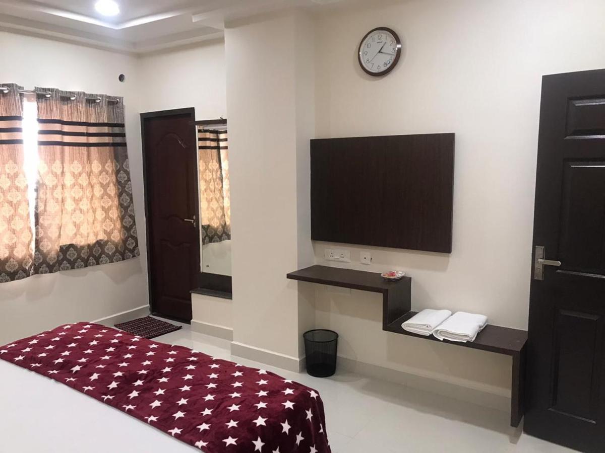Sri Krishna Residency Hotell Eluru Exteriör bild